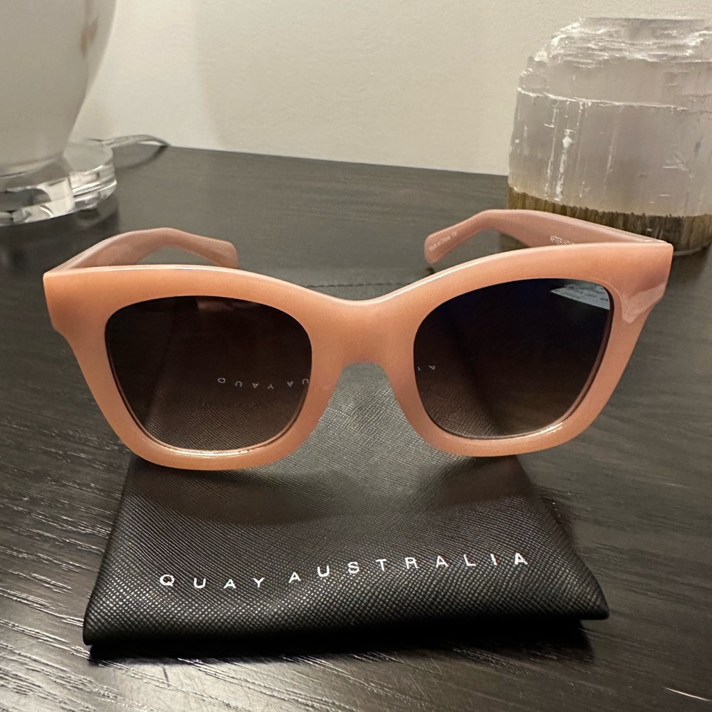 QUAY After Hours Sunglasses pink